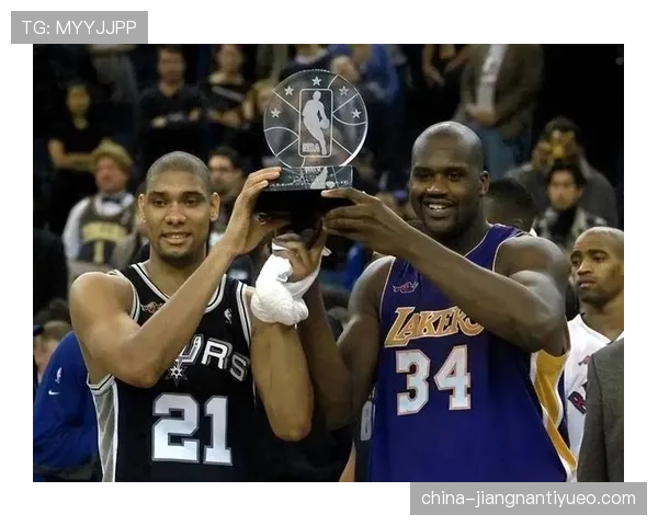 哈基姆·奥拉朱旺背后脚步对比邓肯 揭示内线得分效率差异