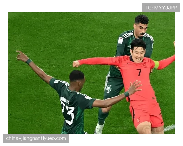 韩国男足近期竞技状态稳定，世预赛关键战役以强势表现完成战术目标